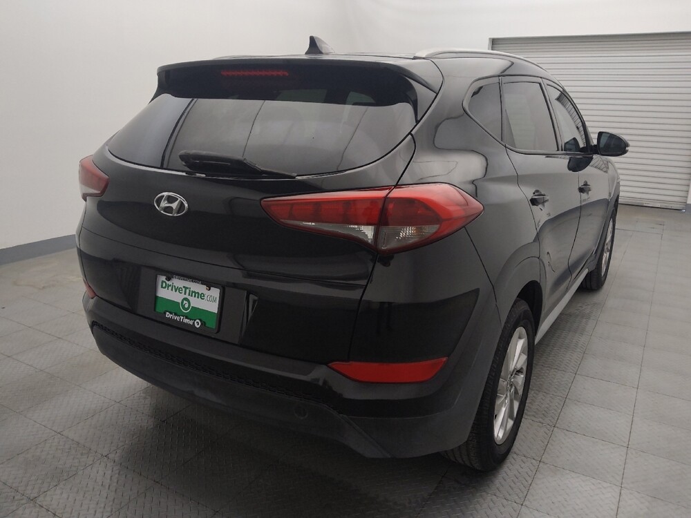 2017 Hyundai Tucson in Houston, TX 77034 - 18085346 7
