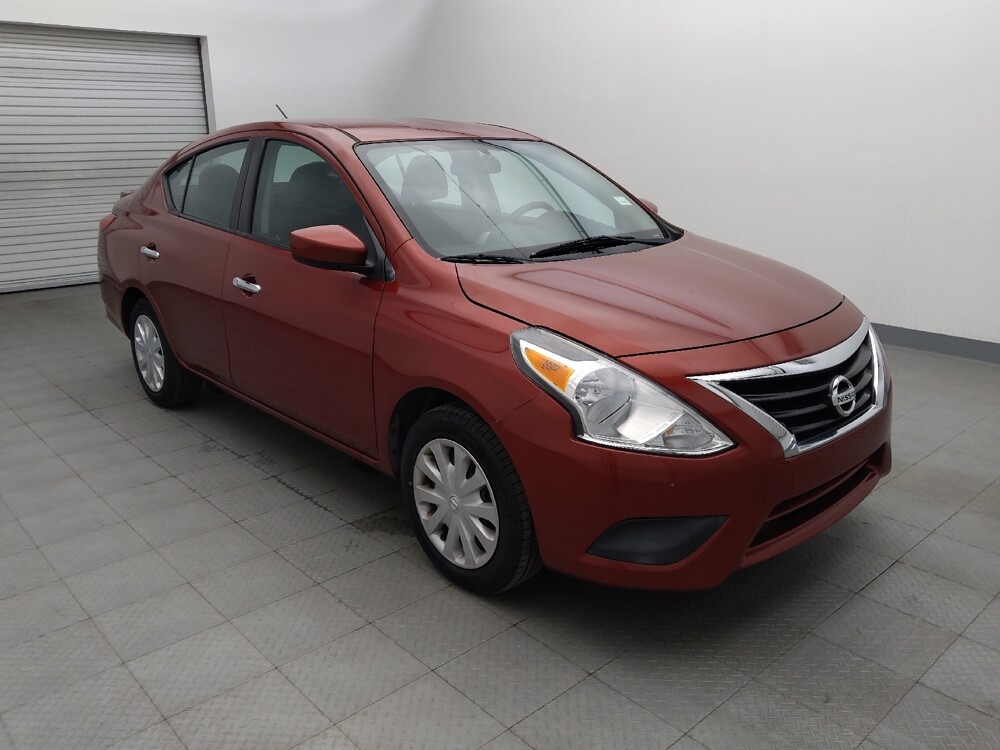 2018 Nissan Versa in Houston, TX 77034 - 18085347 13