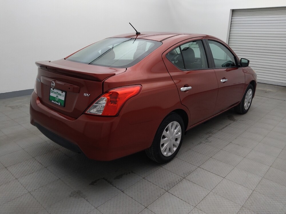 2018 Nissan Versa in Houston, TX 77034 - 18085347 9