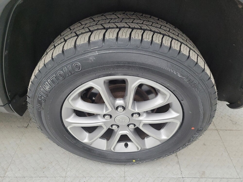 2016 Jeep Grand Cherokee in Fairfield, OH 45014 - 18085357 31