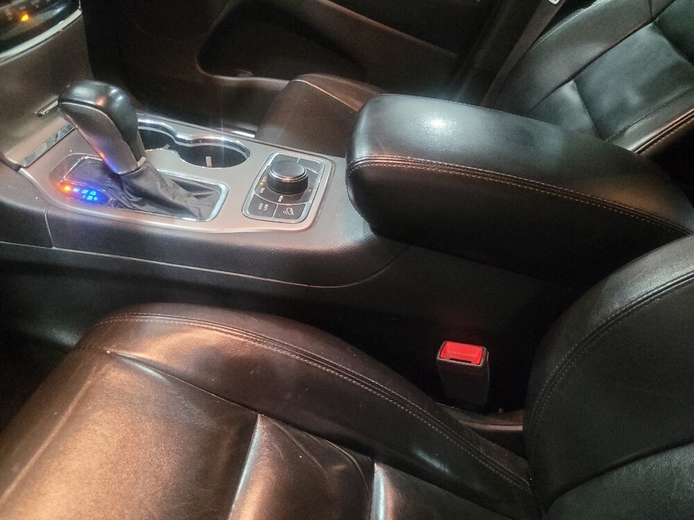 2019 Jeep Grand Cherokee in Glen Burnie, MD 21061 - 18085359 26