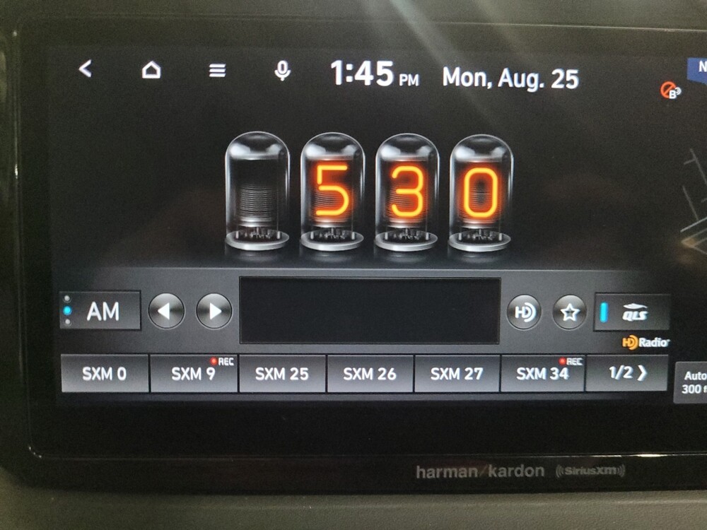 2022 Hyundai Santa Fe in Pittsburgh, PA 15237 - 18085361 25