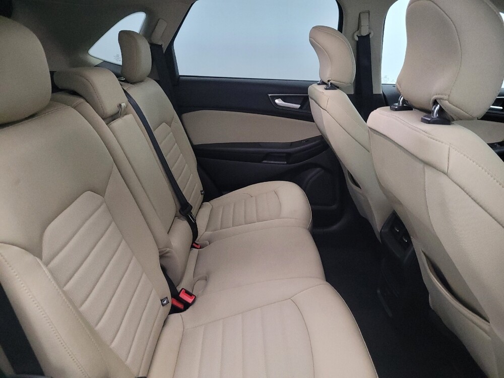 2018 Ford Edge in Allentown, PA 18103 - 18085363 19