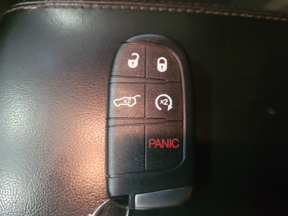 2018 Jeep Grand Cherokee in Plymouth Meeting, PA 19462 - 18085369 32