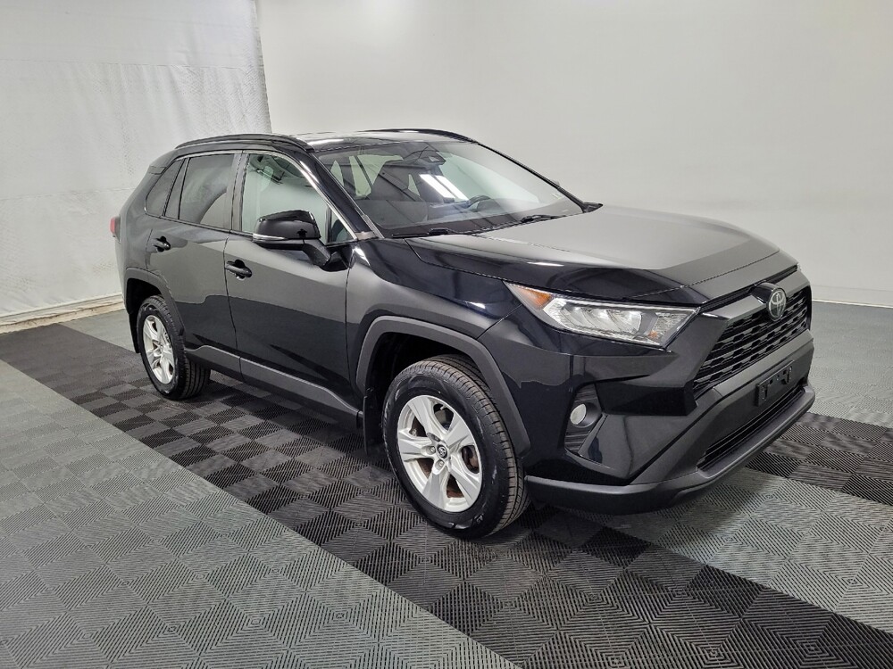 2019 Toyota RAV4 in Pittsburgh, PA 15237 - 18085370 11