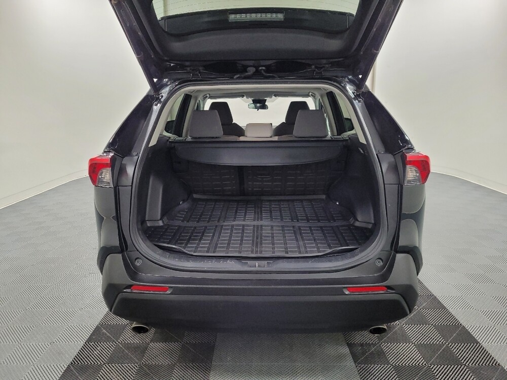 2019 Toyota RAV4 in Pittsburgh, PA 15237 - 18085370 29