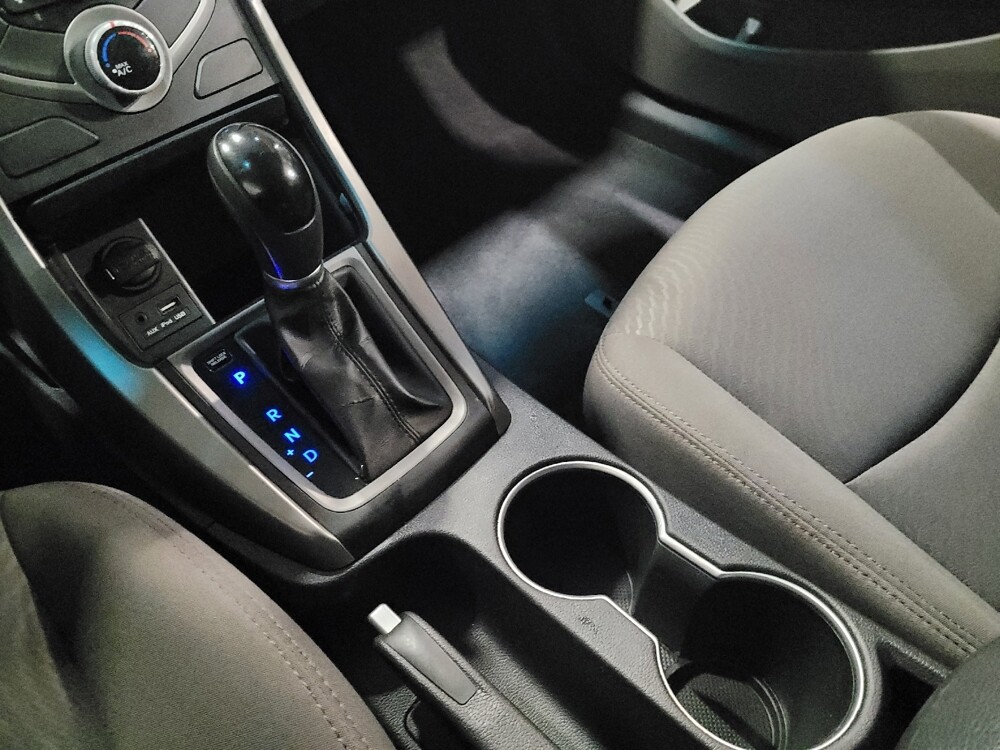 2016 Hyundai Elantra in Owings Mills, MD 21117 - 18085372 26