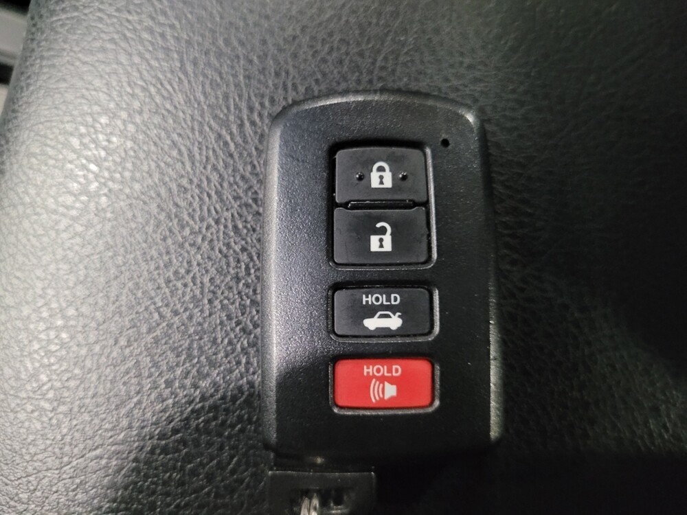 2015 Toyota Camry in Laurel, MD 20724 - 18085376 32