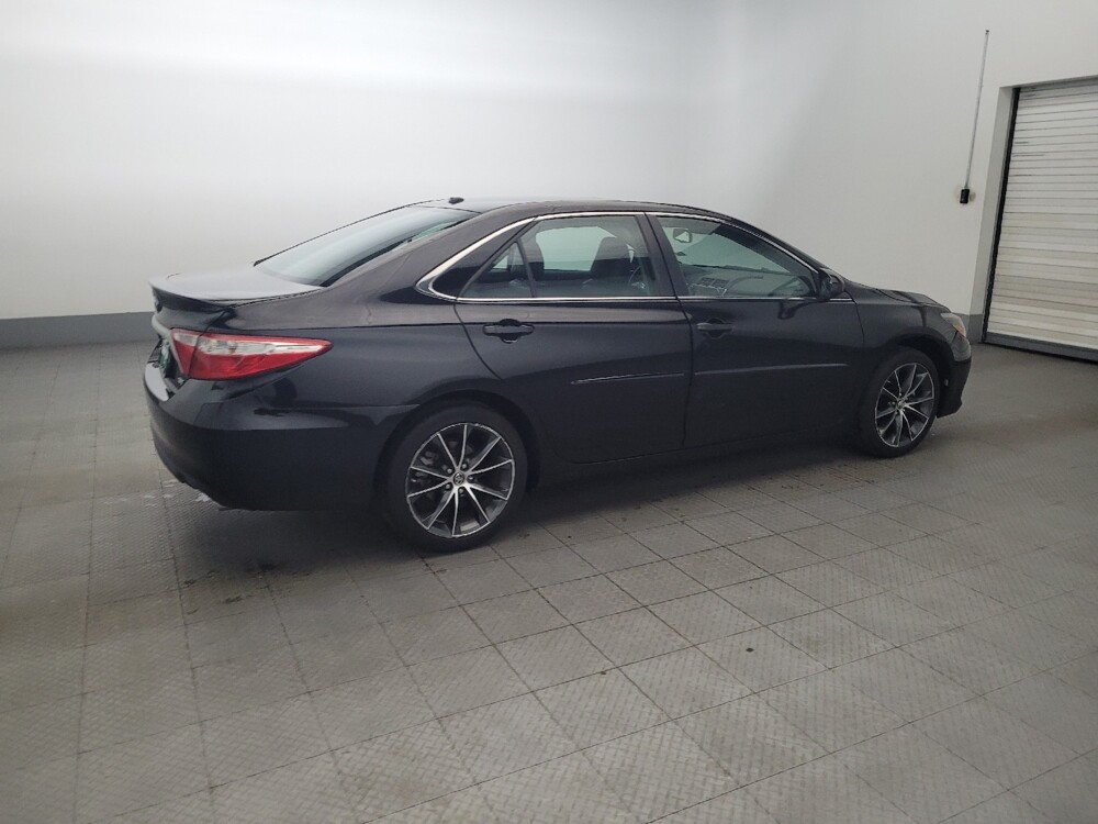 2015 Toyota Camry in Laurel, MD 20724 - 18085376 10