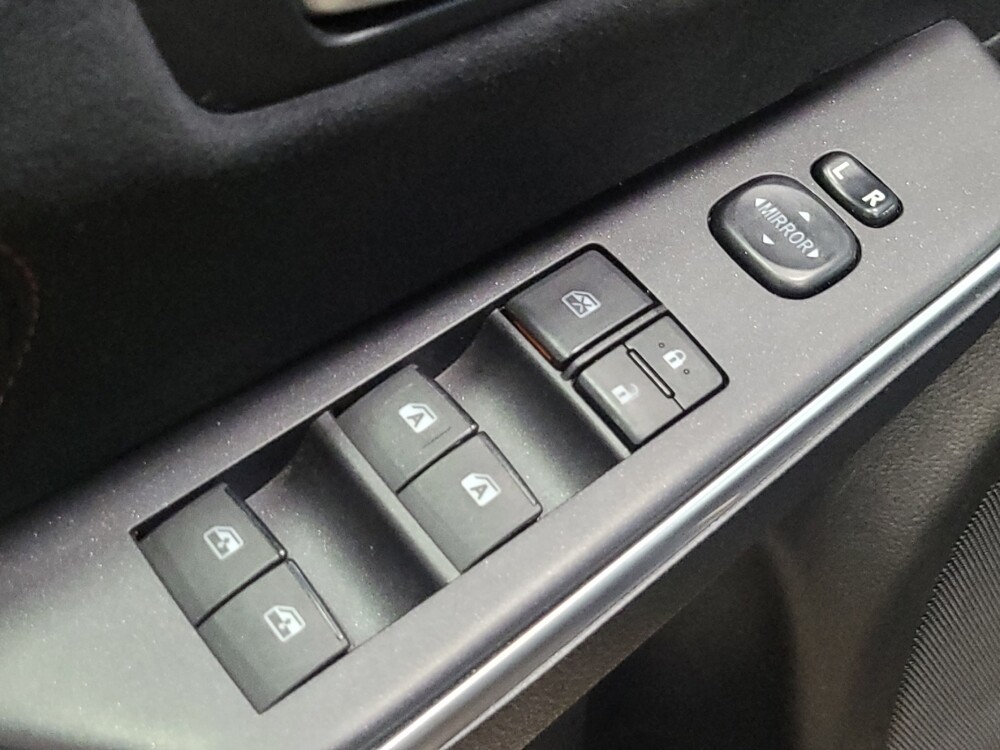 2015 Toyota Camry in Laurel, MD 20724 - 18085376 27