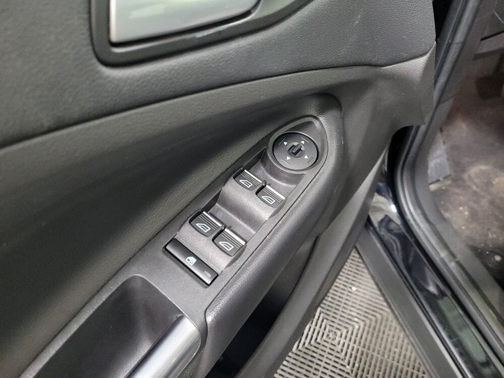 2017 Ford Escape in Pittsburgh, PA 15237 - 18085377 27