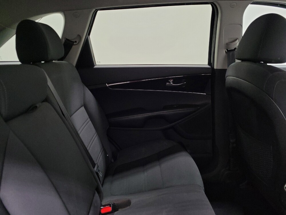 2019 Kia Sorento in Pittsburgh, PA 15237 - 18085380 19