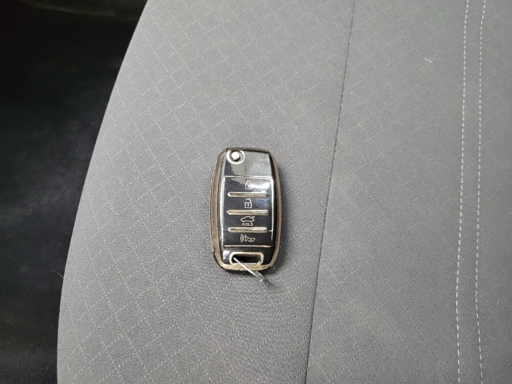 2019 Kia Sorento in Pittsburgh, PA 15237 - 18085380 32