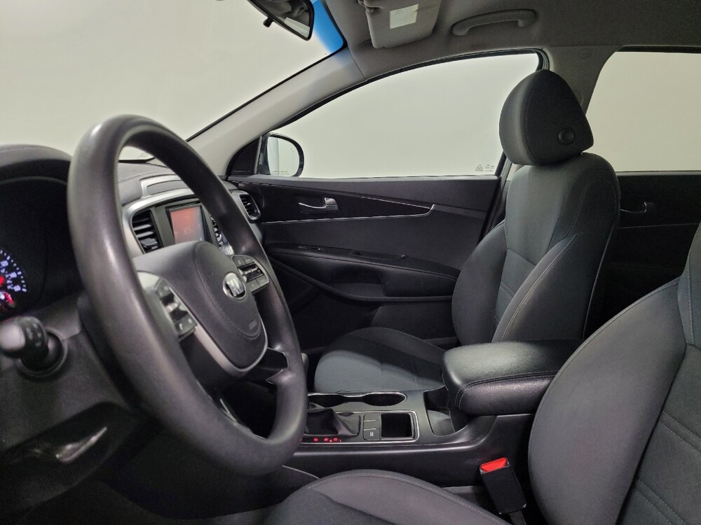 2019 Kia Sorento in Pittsburgh, PA 15237 - 18085380 17