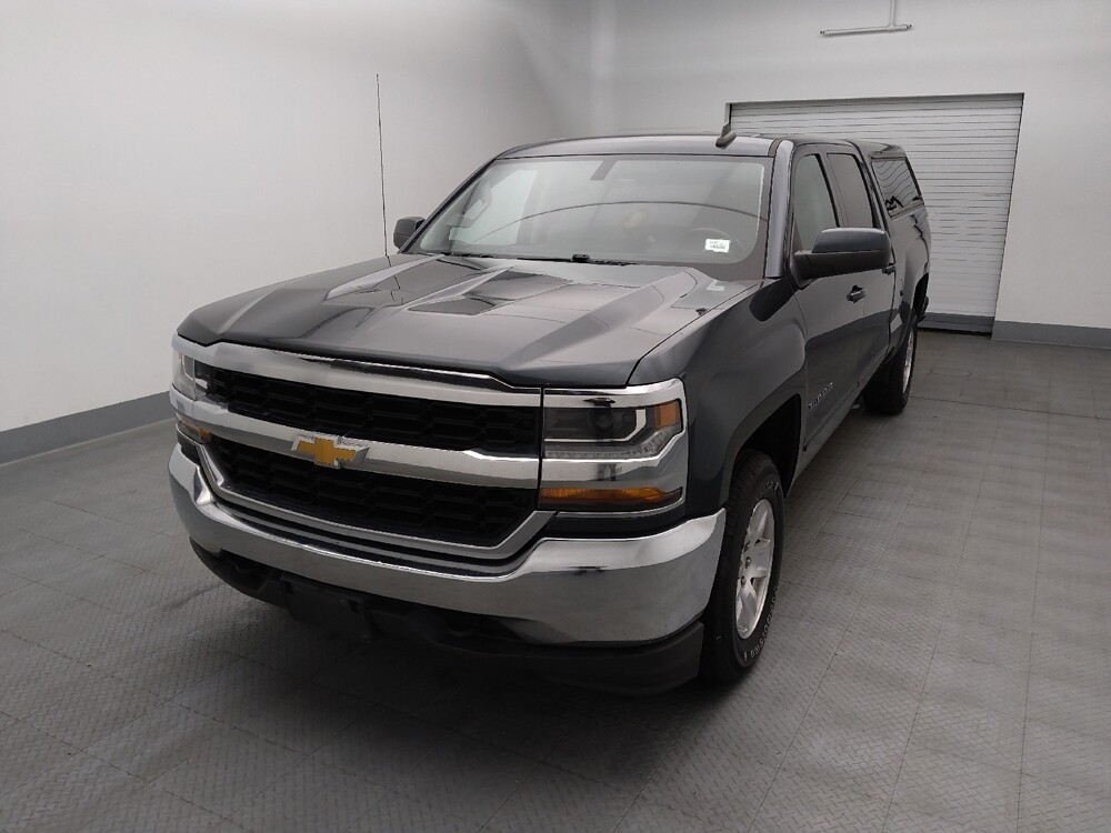 2018 Chevrolet Silverado 1500 in Independence, MO 64055 - 18085385 15
