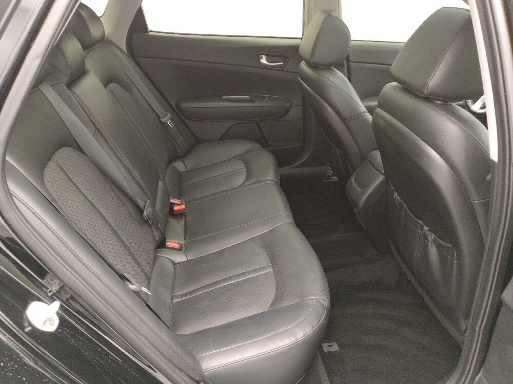 2020 Kia Optima in Gladstone, MO 64118 - 18085387 19