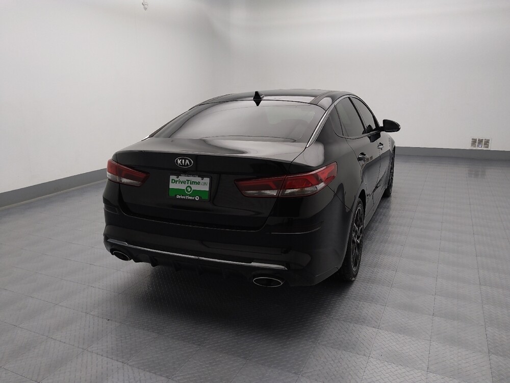 2020 Kia Optima in Gladstone, MO 64118 - 18085387 7