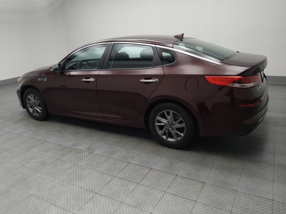 2019 Kia Optima in St. Louis, MO 63125 - 18085388 3