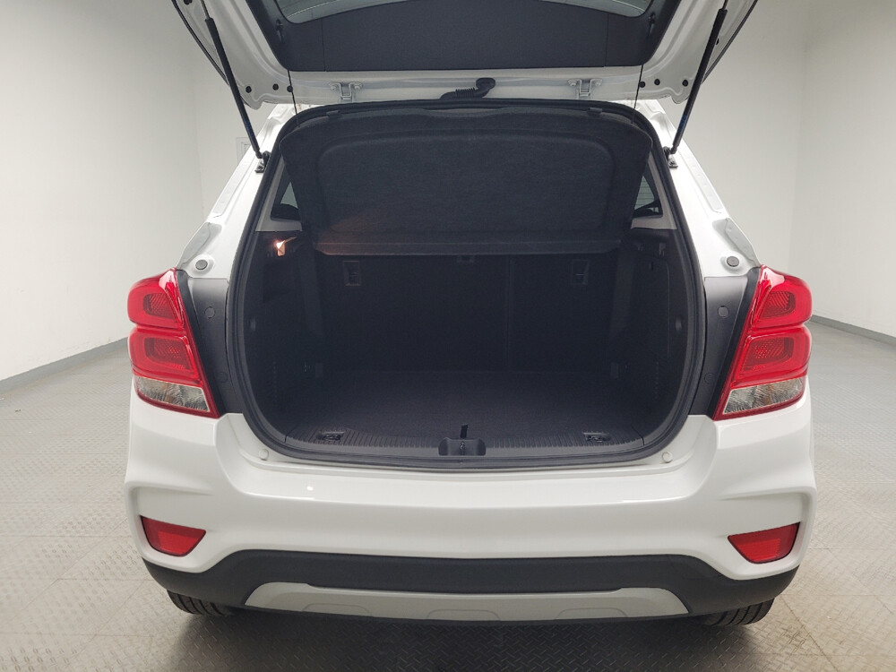 2022 Chevrolet Trax in Peoria, IL 61615 - 18085389 29