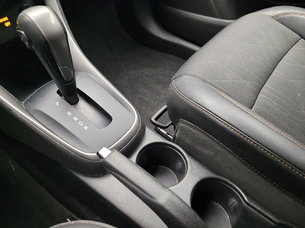 2022 Chevrolet Trax in Peoria, IL 61615 - 18085389 26