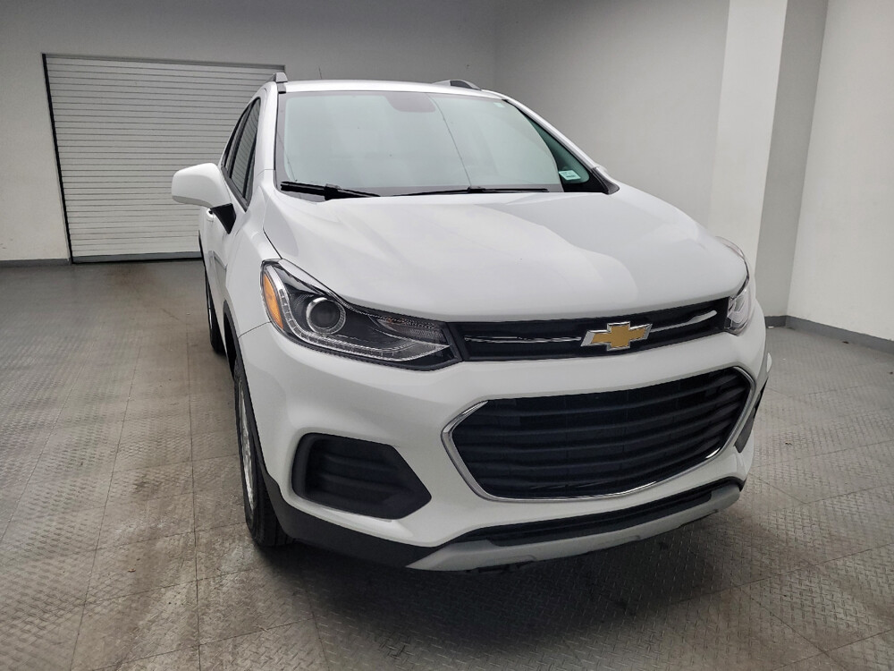 2022 Chevrolet Trax in Peoria, IL 61615 - 18085389 14