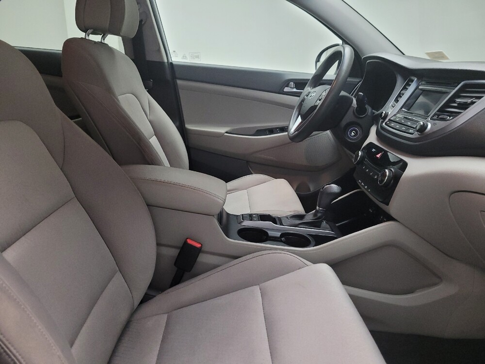 2016 Hyundai Tucson in St. Louis, MO 63125 - 18085390 21