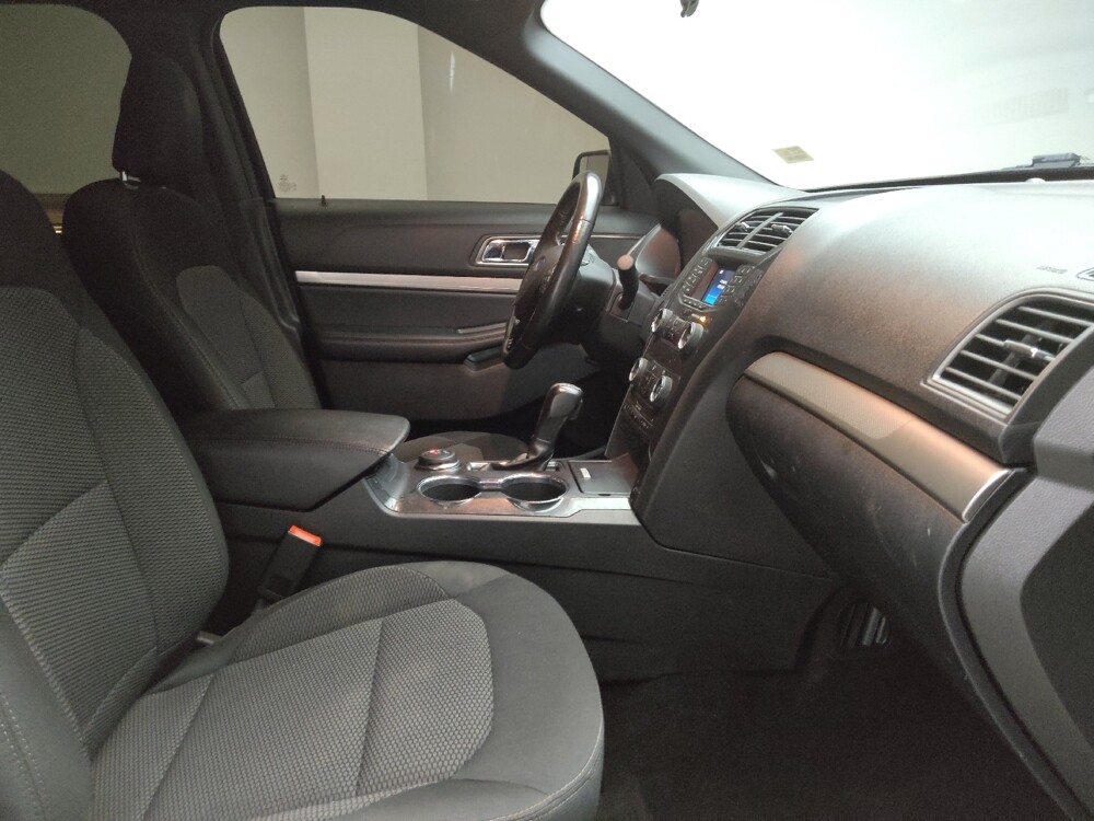 2019 Ford Explorer in Eastpointe, MI 48021 - 18085396 21