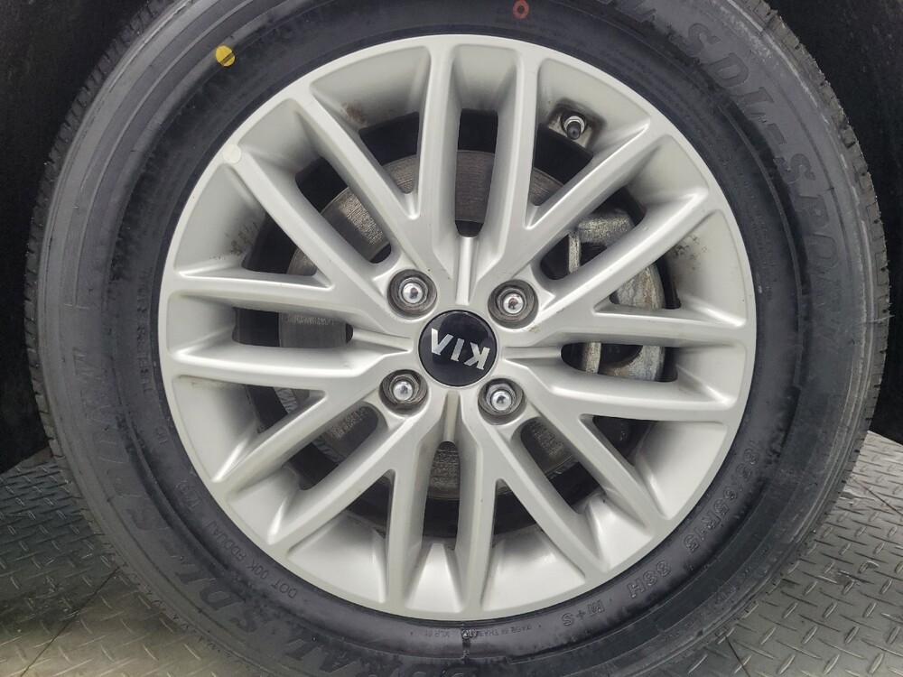 2018 Kia Rio in Indianapolis, IN 46219 - 18085402 31