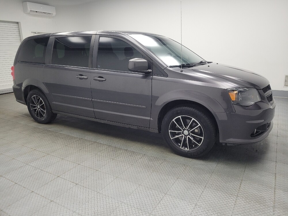 2016 Dodge Grand Caravan in Highland, IN 46322 - 18085404 11
