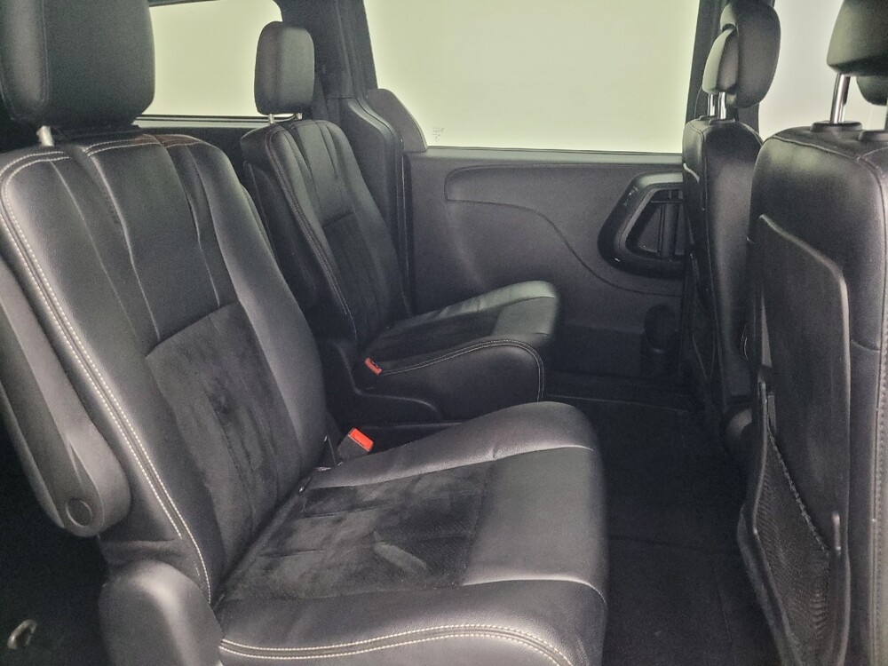 2016 Dodge Grand Caravan in Highland, IN 46322 - 18085404 19