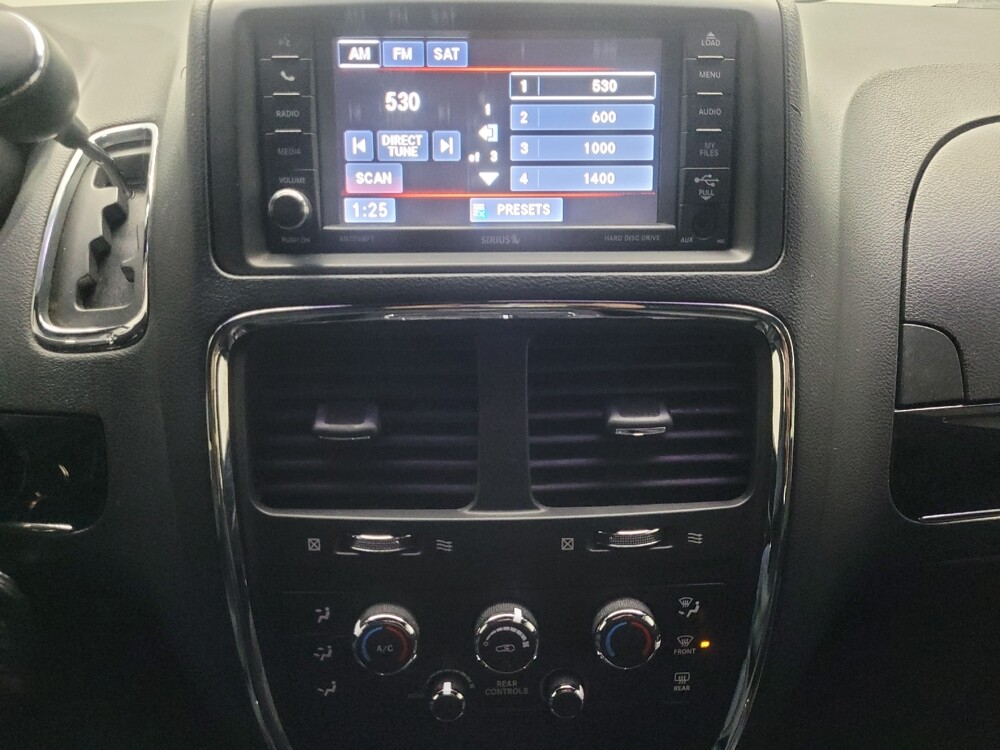 2016 Dodge Grand Caravan in Highland, IN 46322 - 18085404 25