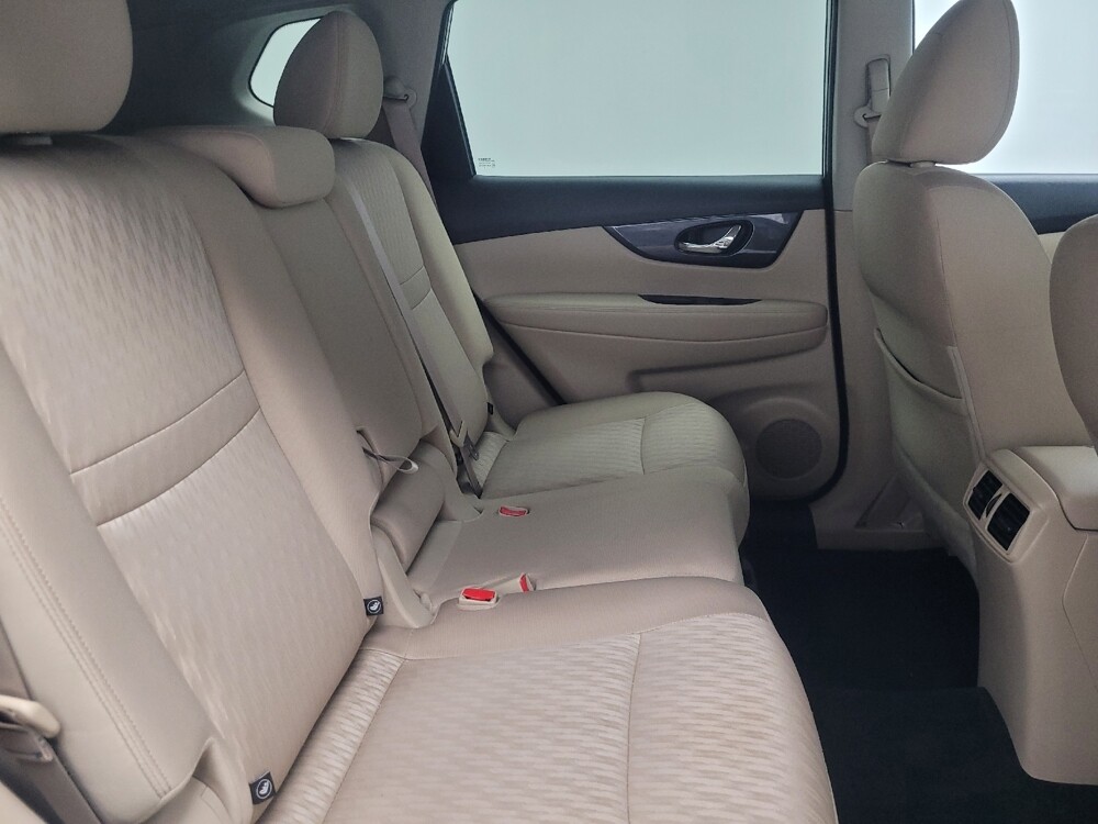 2018 Nissan Rogue in Highland, IN 46322 - 18085405 19