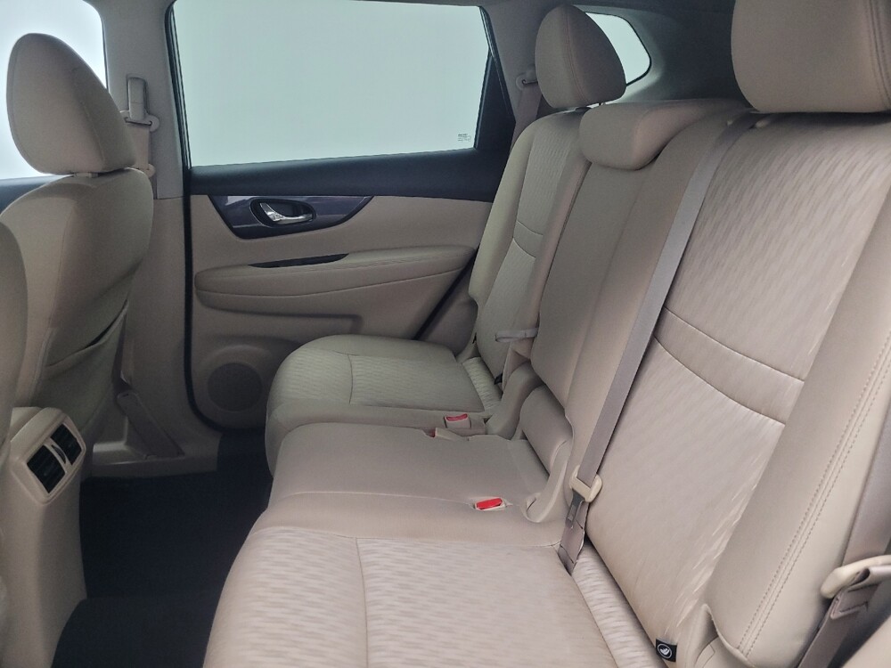 2018 Nissan Rogue in Highland, IN 46322 - 18085405 18