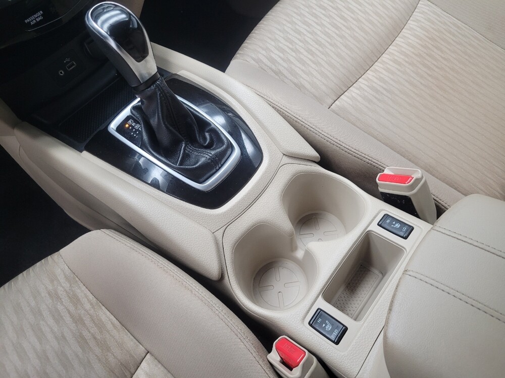 2018 Nissan Rogue in Highland, IN 46322 - 18085405 26