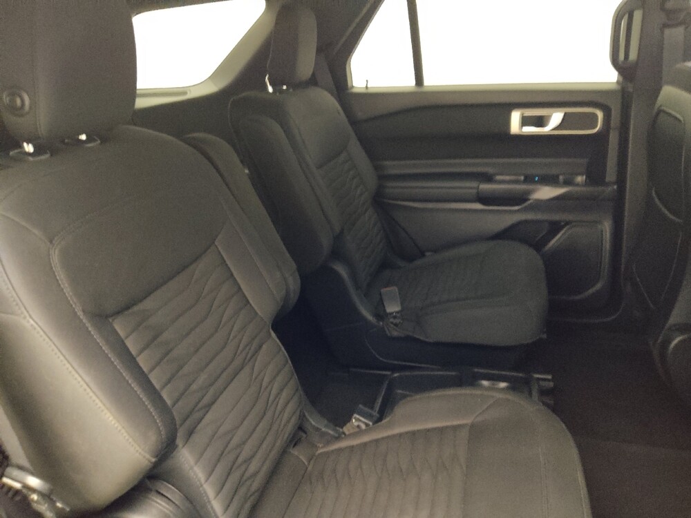 2020 Ford Explorer in Jacksonville, FL 32210 - 18085414 19