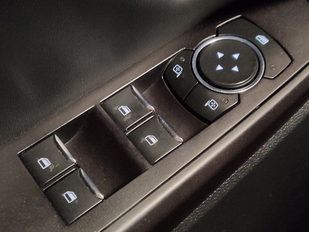 2020 Ford Explorer in Jacksonville, FL 32210 - 18085414 27