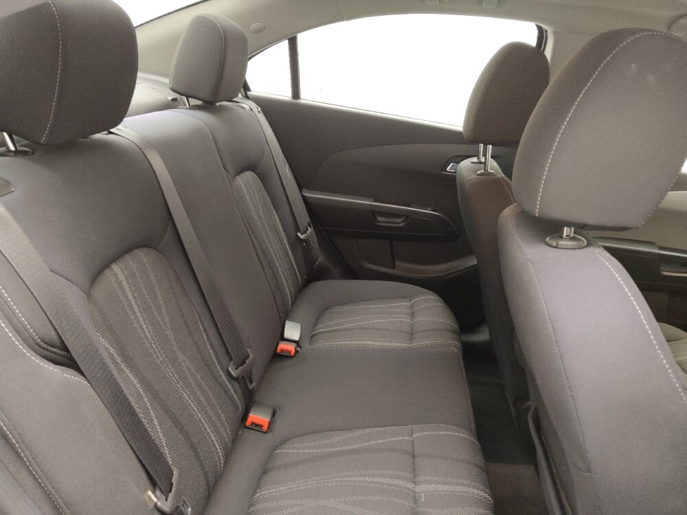 2018 Chevrolet Sonic in Lakewood, CO 80215 - 18085417 19