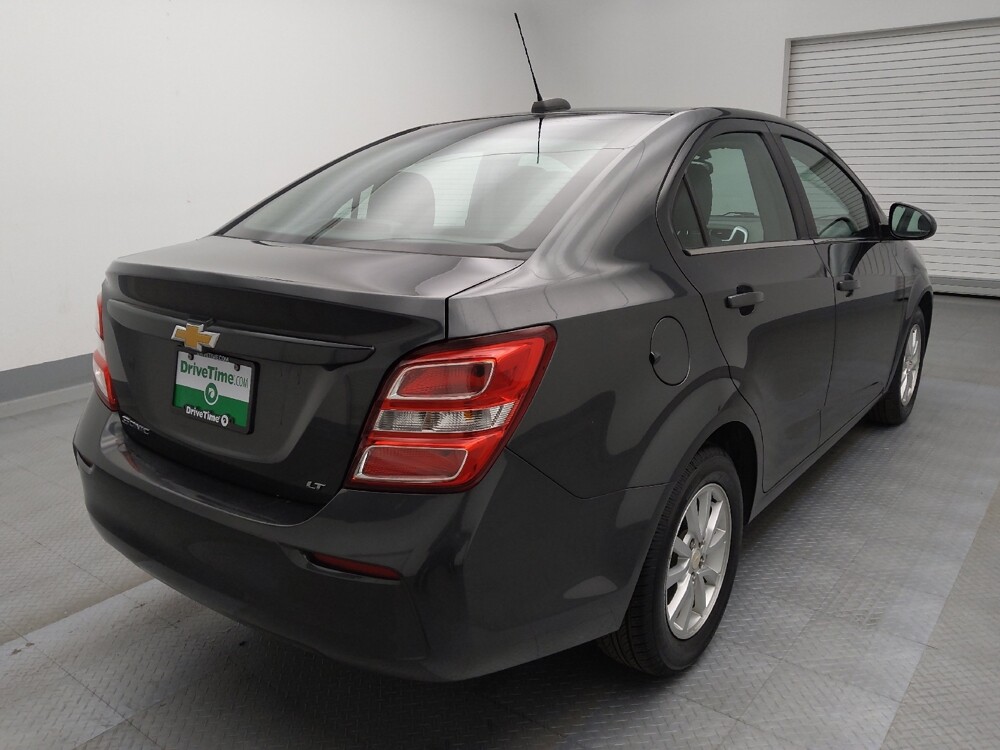 2018 Chevrolet Sonic in Lakewood, CO 80215 - 18085417 9