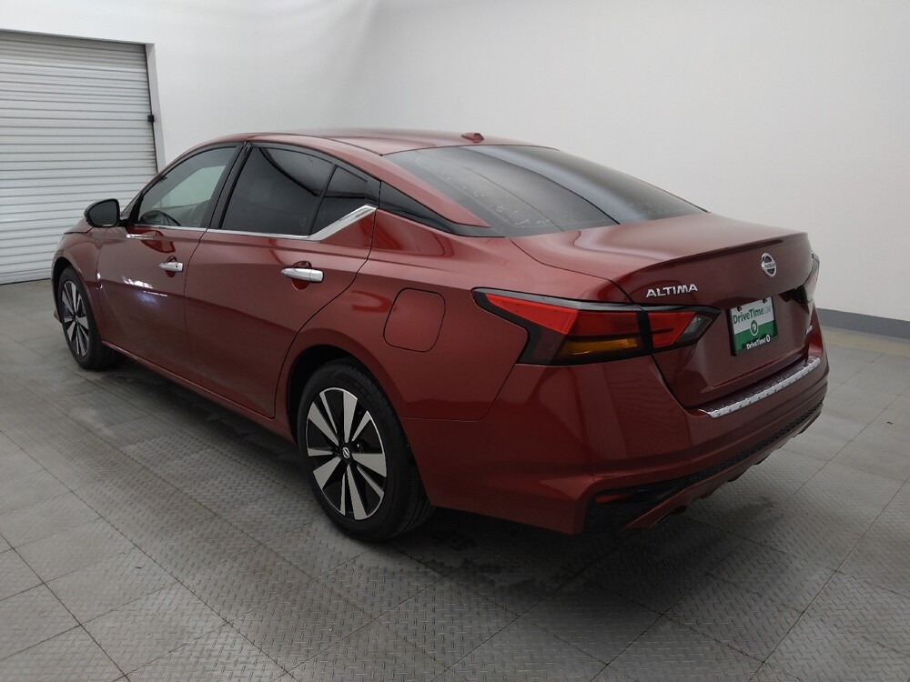2019 Nissan Altima in Houston, TX 77060 - 18085418 5