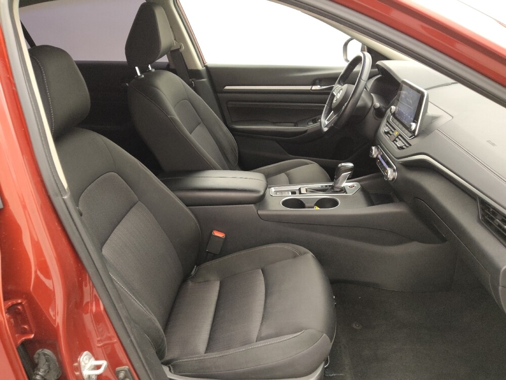 2019 Nissan Altima in Houston, TX 77060 - 18085418 21