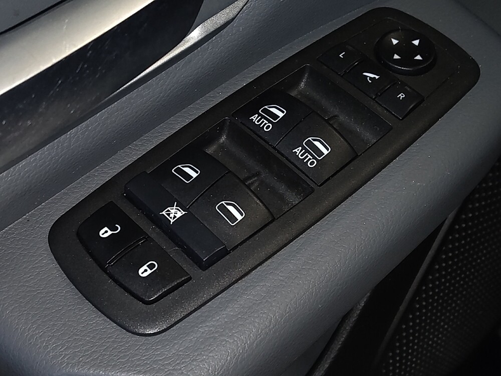 2021 RAM 1500 in Miami, FL 33157 - 18085427 27