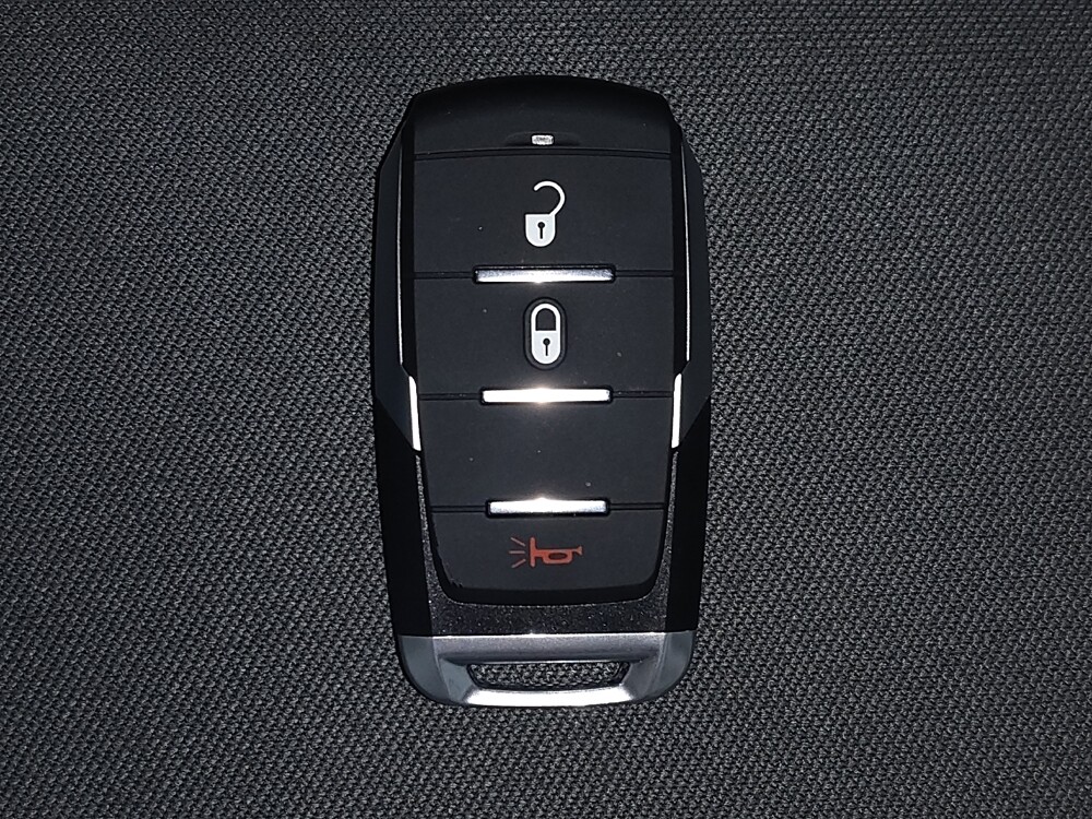 2021 RAM 1500 in Miami, FL 33157 - 18085427 32