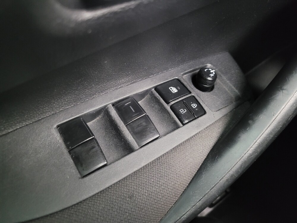 2020 Toyota Corolla in Indianapolis, IN 46219 - 18085429 27