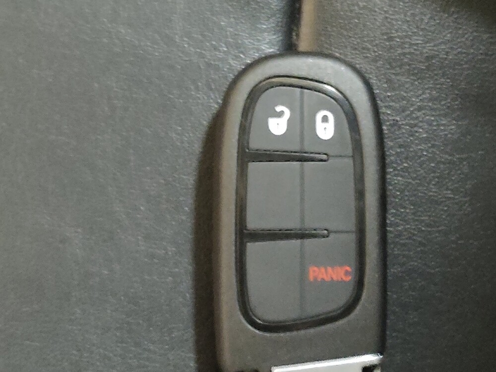 2020 Jeep Cherokee in Lewisville, TX 75067 - 18085433 32