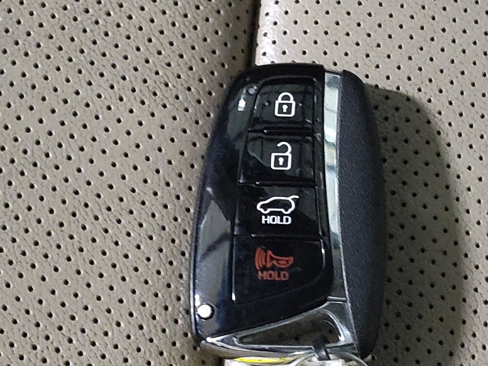 2017 Hyundai Santa Fe in Fort Worth, TX 76116 - 18085434 32