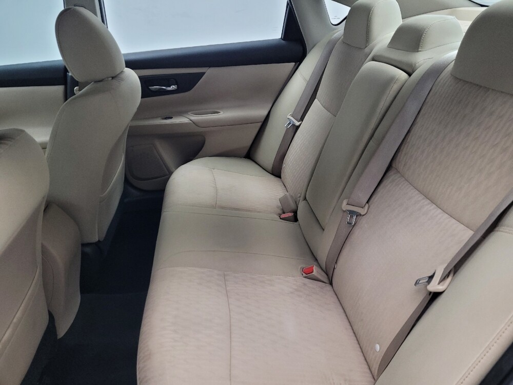 2017 Nissan Altima in Madison, TN 37115 - 18085438 18