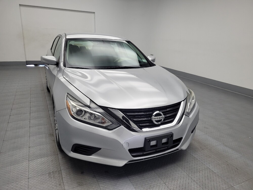 2017 Nissan Altima in Madison, TN 37115 - 18085438 14