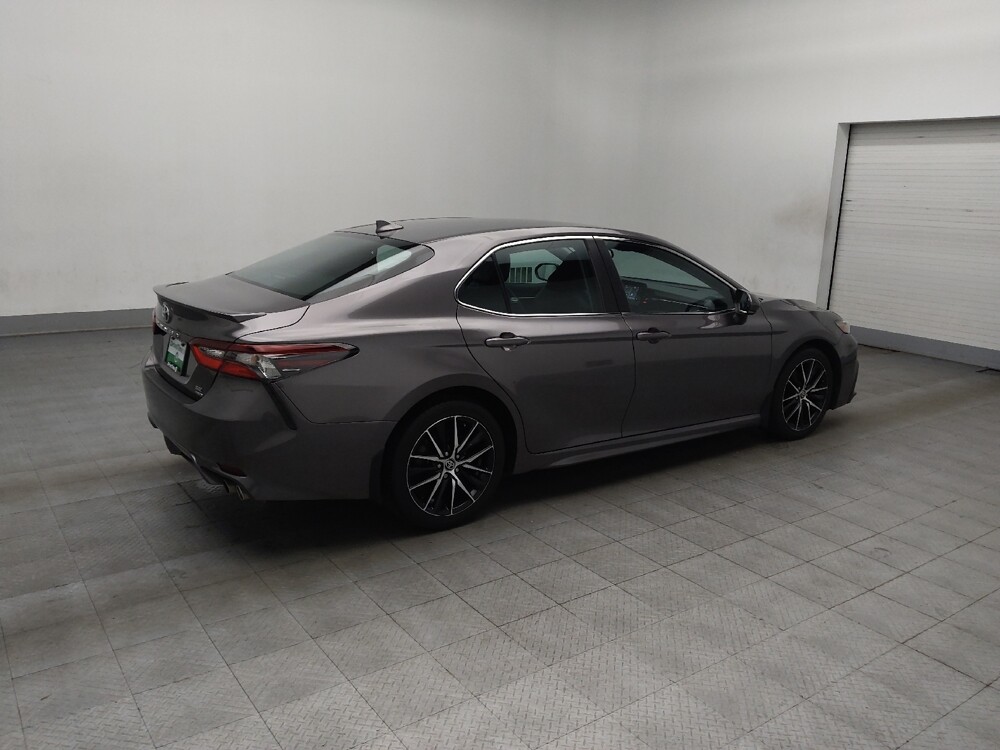 2022 Toyota Camry in Union City, GA 30291 - 18085447 10
