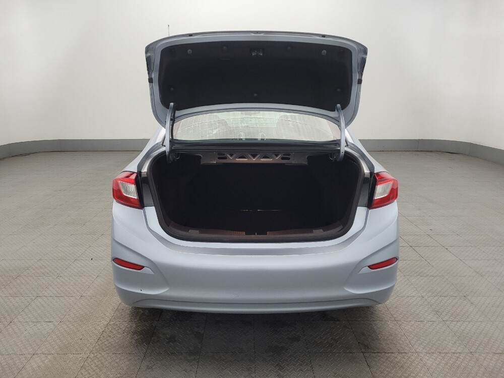 2018 Chevrolet Cruze in Henrico, VA 23223 - 18085455 29