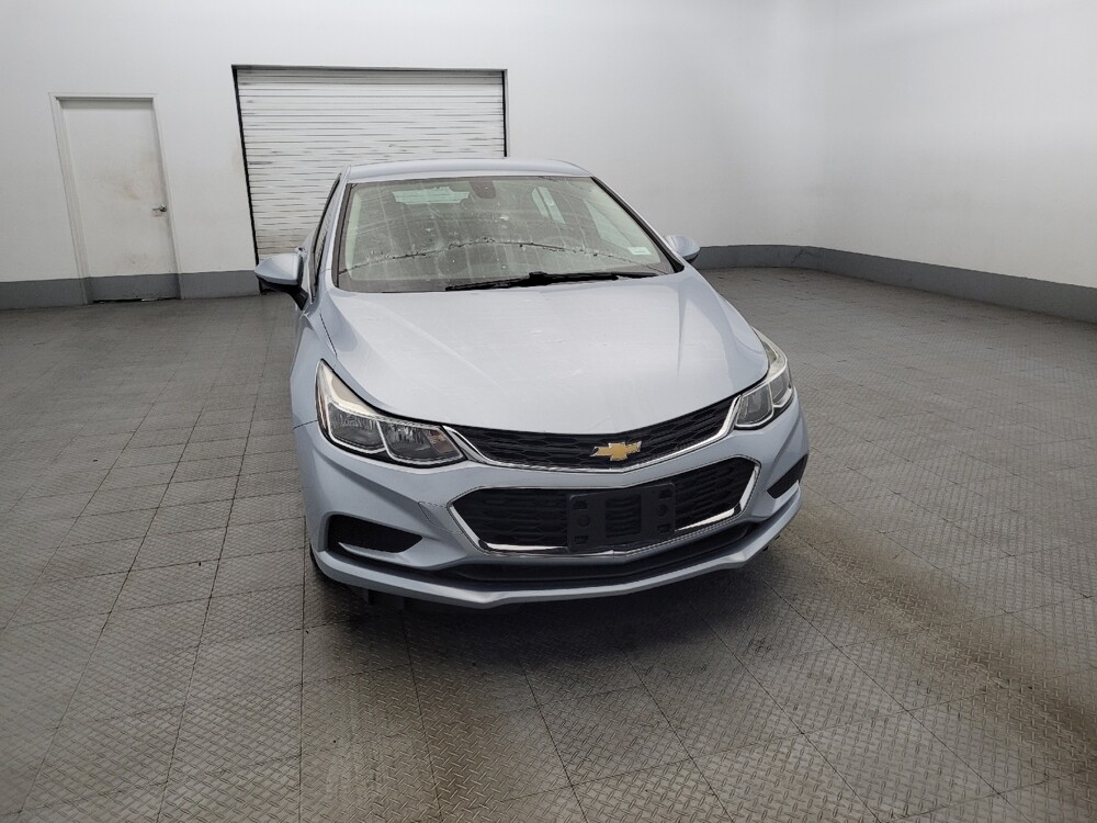 2018 Chevrolet Cruze in Henrico, VA 23223 - 18085455 14